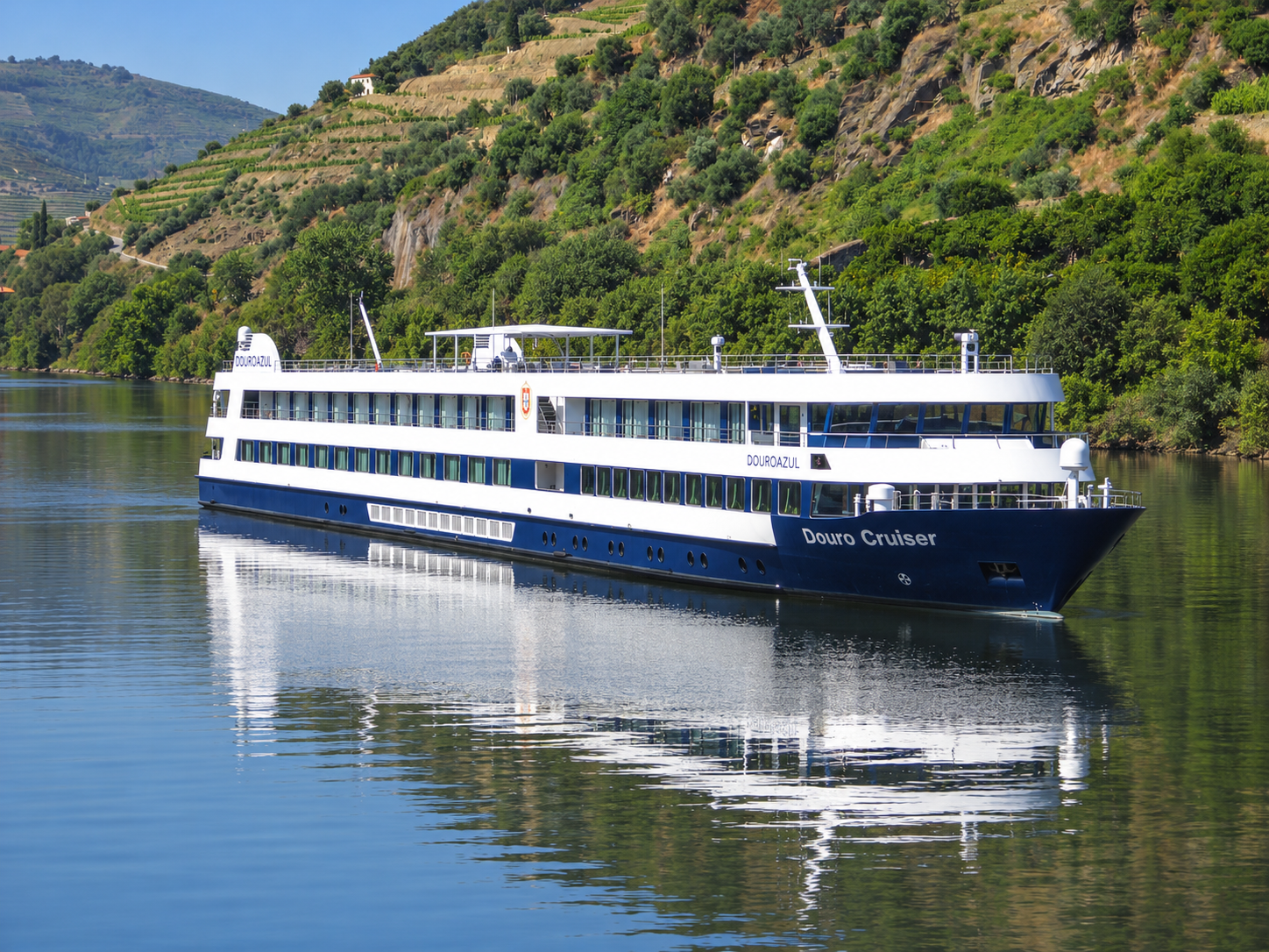 Douro Cruiser – KI-generierte Illustration