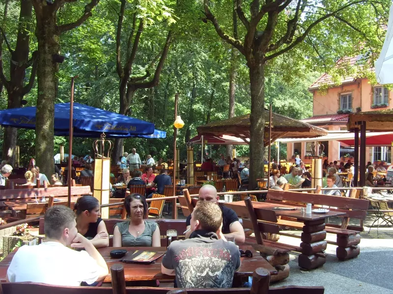 Restaurant 12 Apostel in Hilden, Aufnahme aus dem Besuchsbericht von 2011